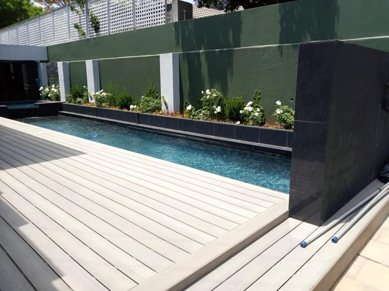 How to choose the best decking for around your swimming pool in South Africa