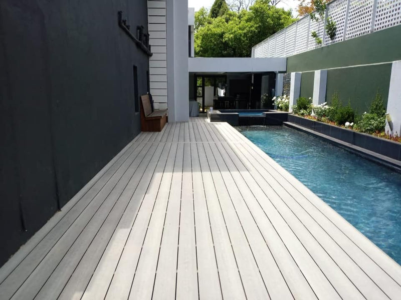Decking Installation: DIY or Hire a Professional?