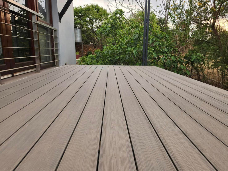 Sustainable Decking Choices: Eco-Friendly Materials and Practices
