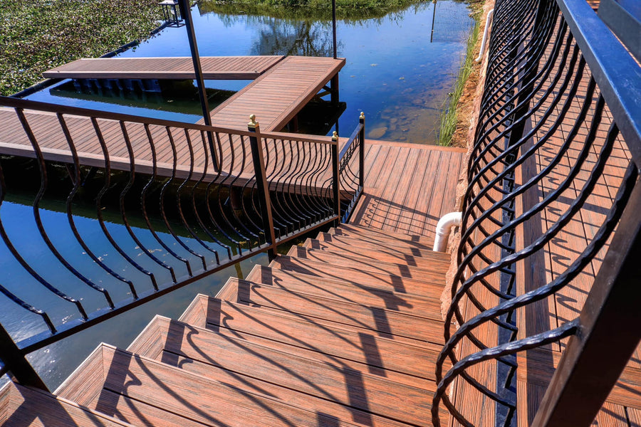 Timber Decking Company vs. DIY: Which is the Right Choice for You?