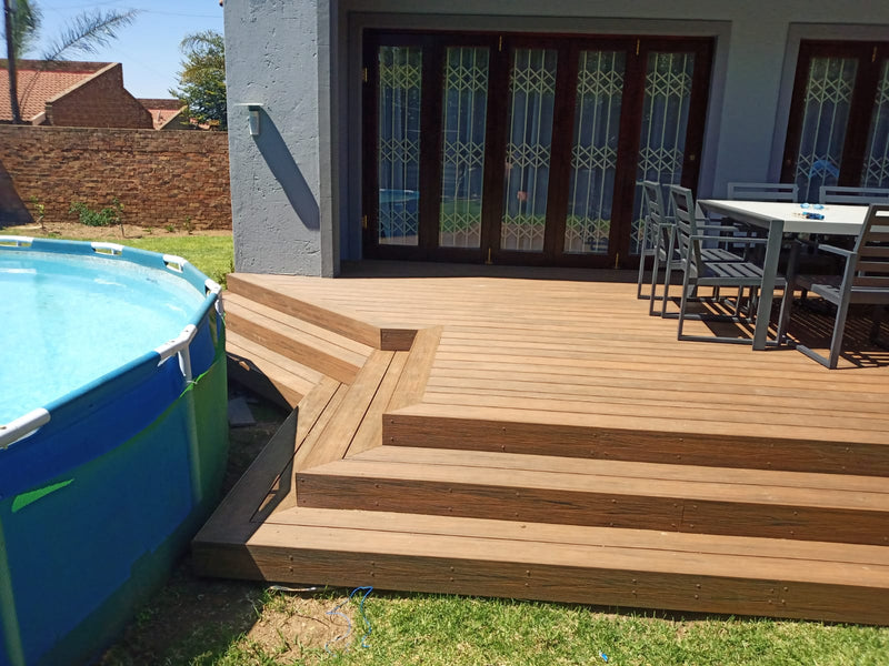 The Benefits of a Wooden Deck Vs Composite Decking